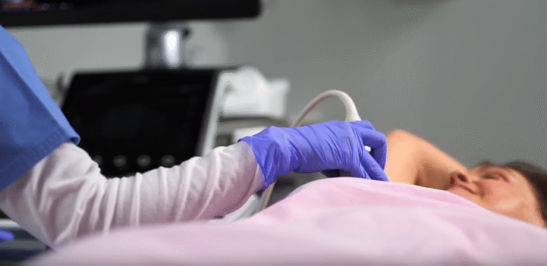 Мамологичен преглед и ехография на млечни жлези в Медицински център АЯ